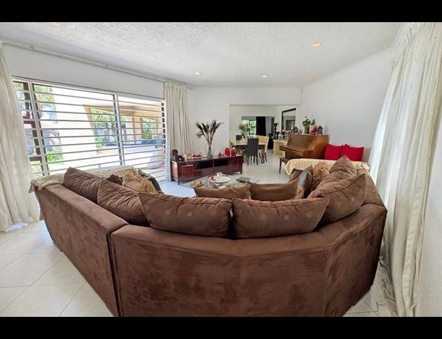 3 BEDROOM PROPERTY TO RENT IN SYDENHAM